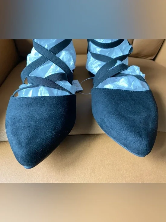 Torrid Black Pointed-Toe Crisscross Ballet Flats Size 9 - Picture 2 of 9